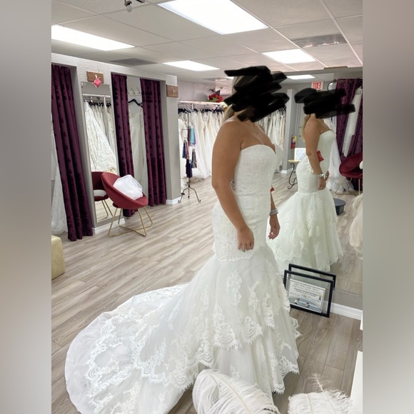 Sweetheart neckline wedding dress - Picture 4 of 4